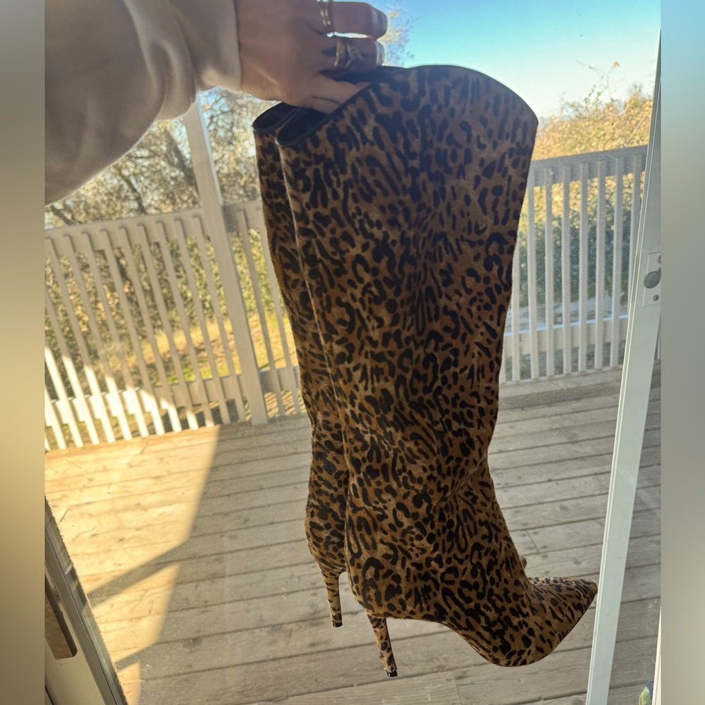 Maryana Wild Leather Boots in Cheetah print